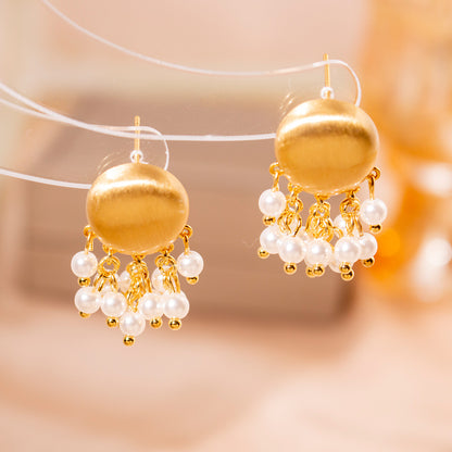 金色貝殼花朵復古耳釘－細節特寫9｜https://igowo.tw/