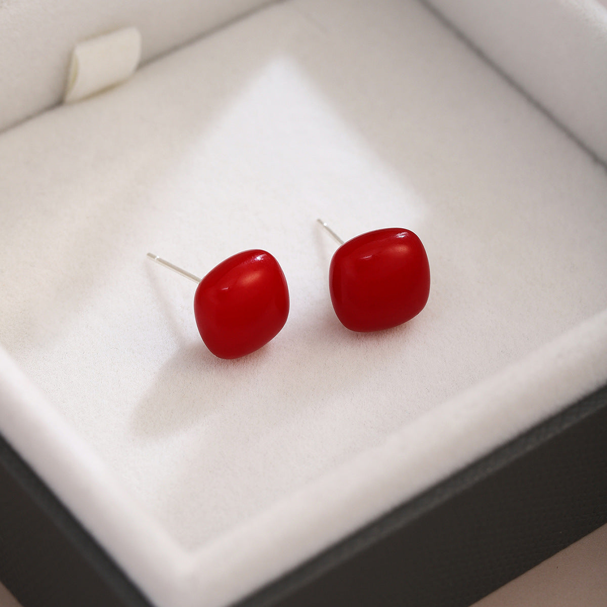 珍珠銀針簡約耳釘－4/銀色款細節｜https://igowo.tw/