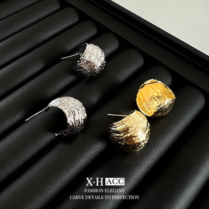 銀針圓珠C形耳釘－商品主圖｜https://igowo.tw/