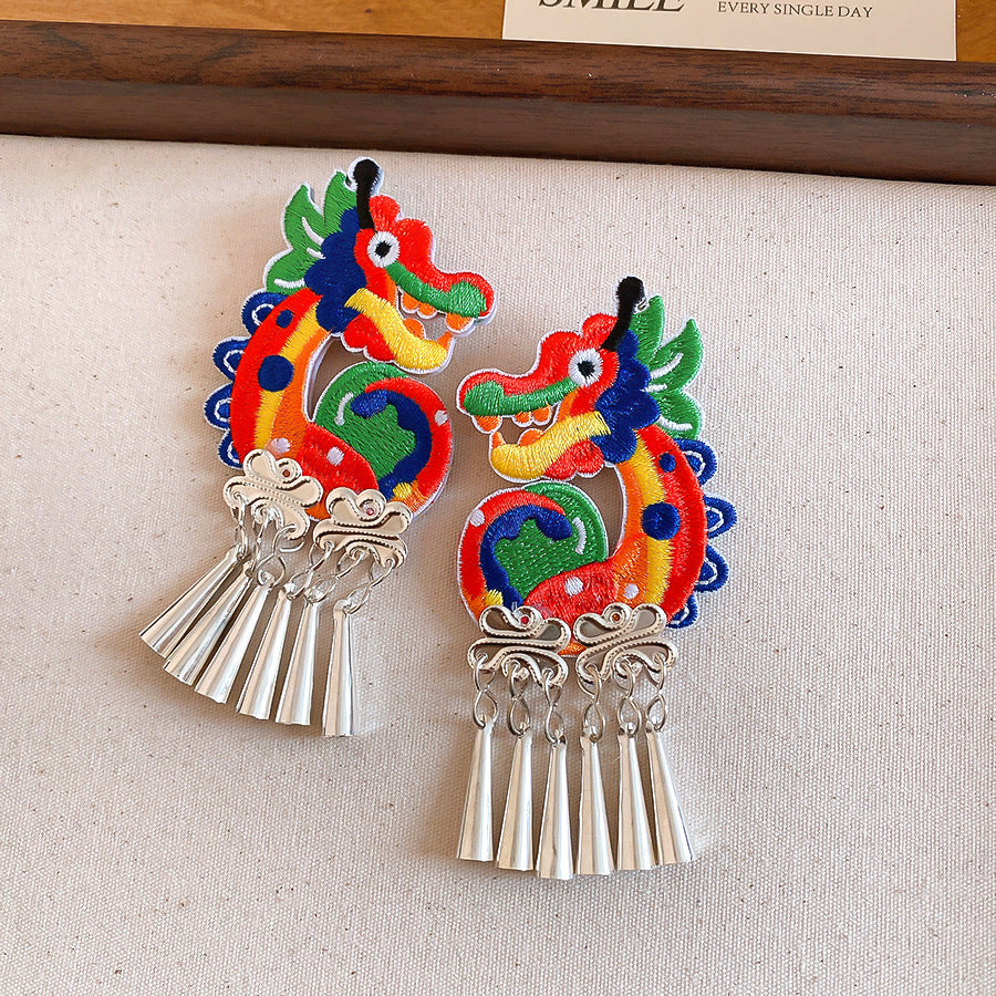 瑞龍獻瑞~刺繡布藝龍耳夾女無耳洞古典民族風耳環設計感獨特耳飾