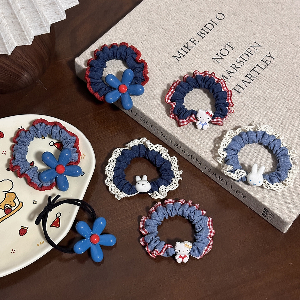 蕾絲簡約髮圈－商品主圖｜https://igowo.tw/