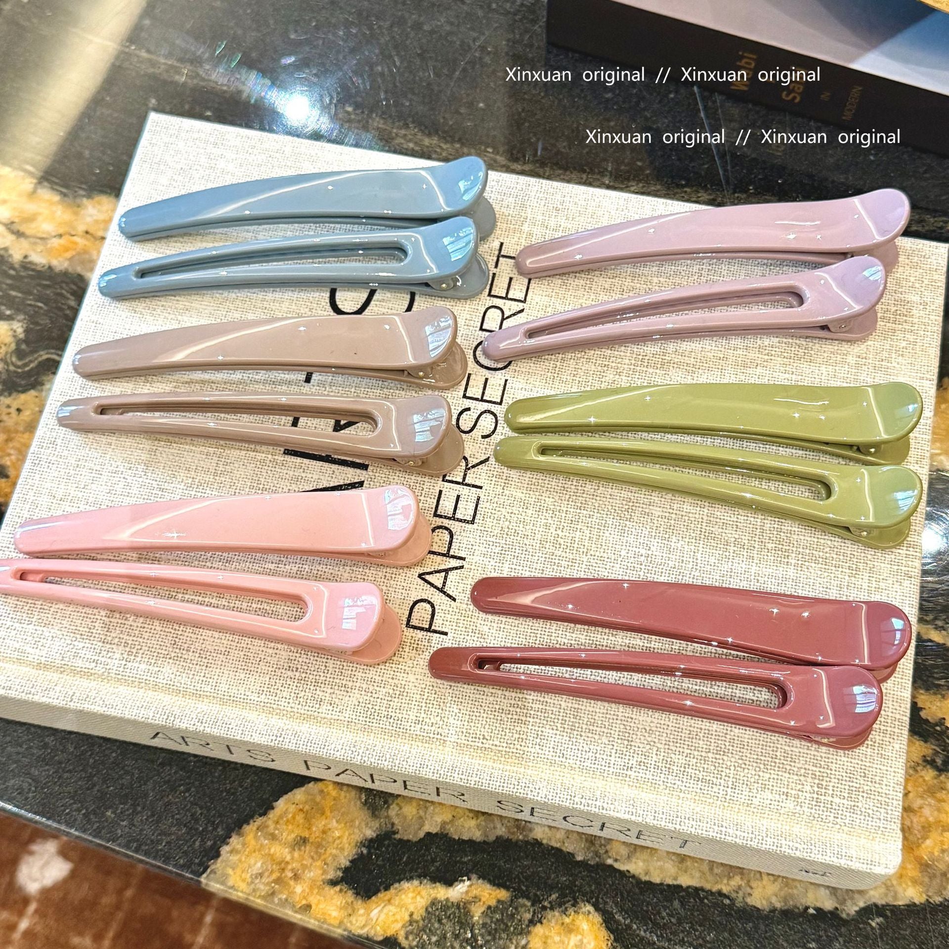 一字簡約髮夾－商品主圖｜https://igowo.tw/