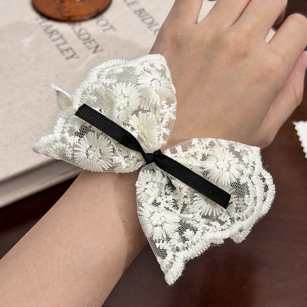 蕾絲蝴蝶結刺繡髮圈－第二視角實拍｜https://igowo.tw/