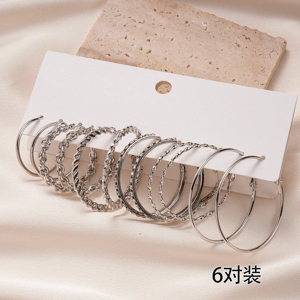 珍珠花朵流蘇耳環套組－細節特寫14｜https://igowo.tw/