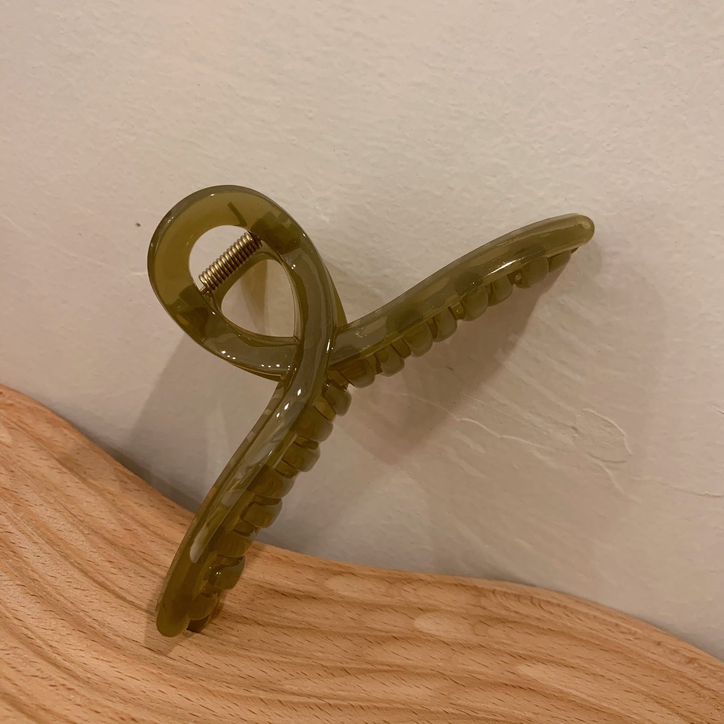 復古簡約鯊魚夾