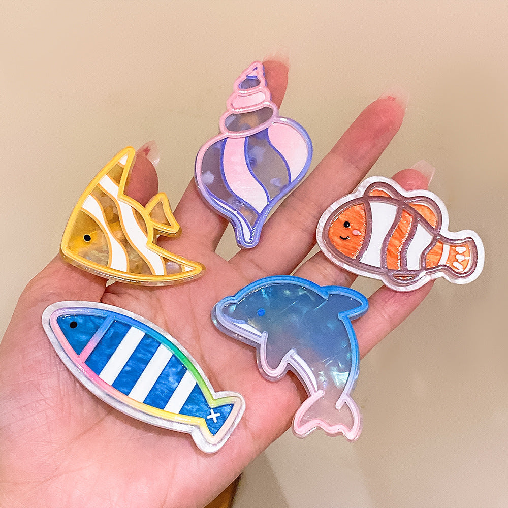 壓克力魚尾卡通髮夾－商品主圖｜https://igowo.tw/