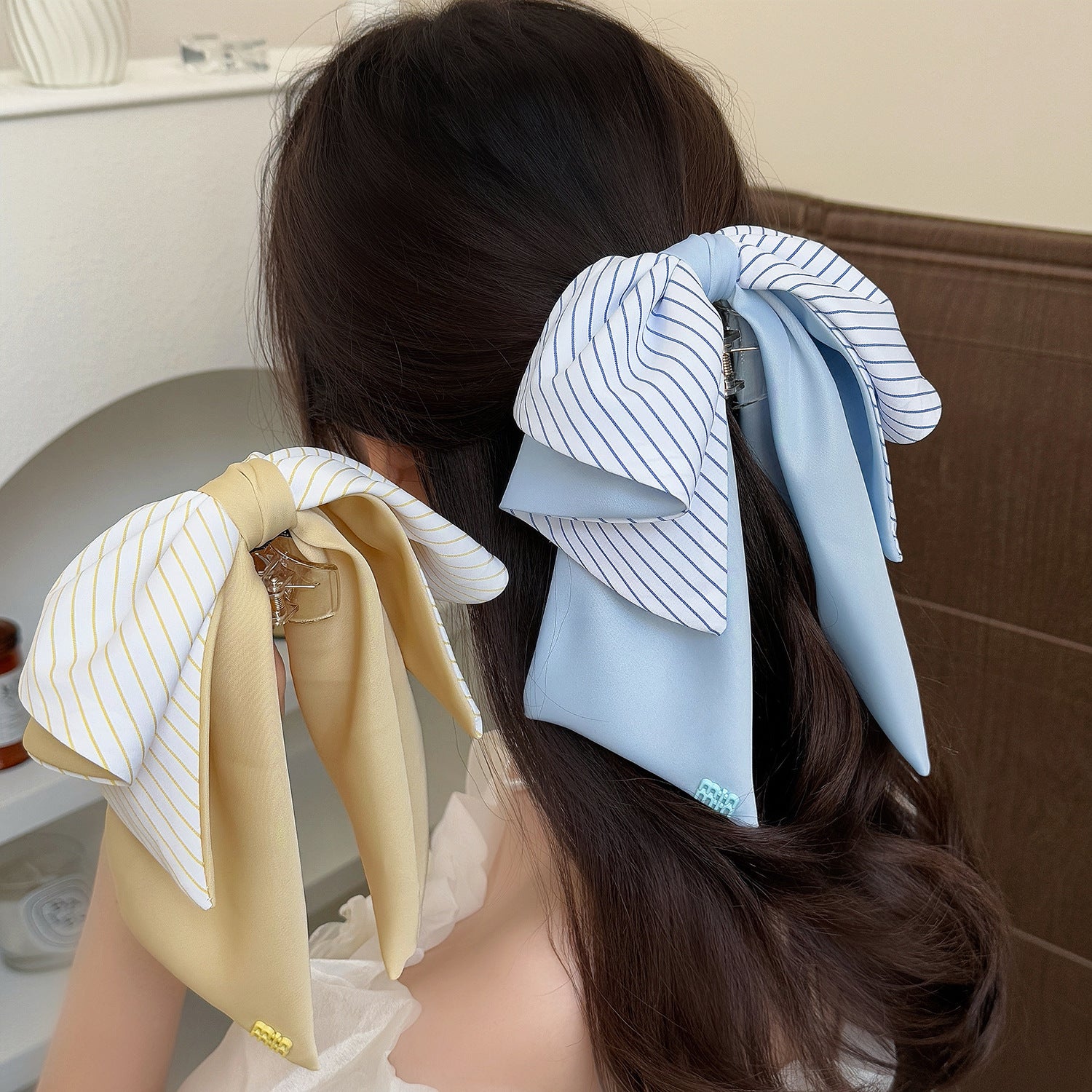 藍色格紋簡約髮夾－商品主圖｜https://igowo.tw/