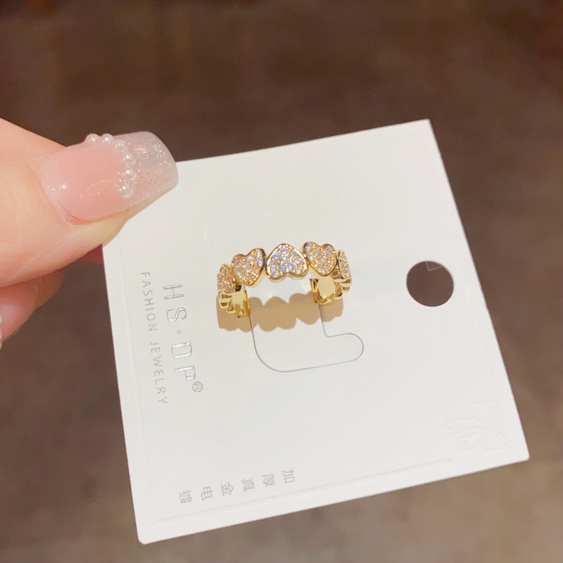 鋯石愛心微鑲戒指－第二視角實拍｜https://igowo.tw/