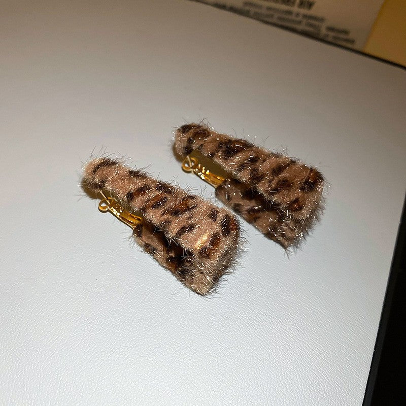 壓克力豹紋簡約耳釘