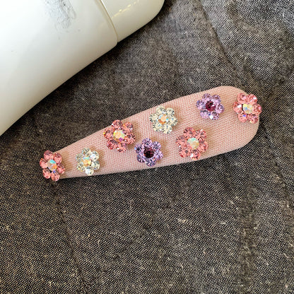 水晶鋯石花朵水滴髮夾－紫色款細節｜https://igowo.tw/