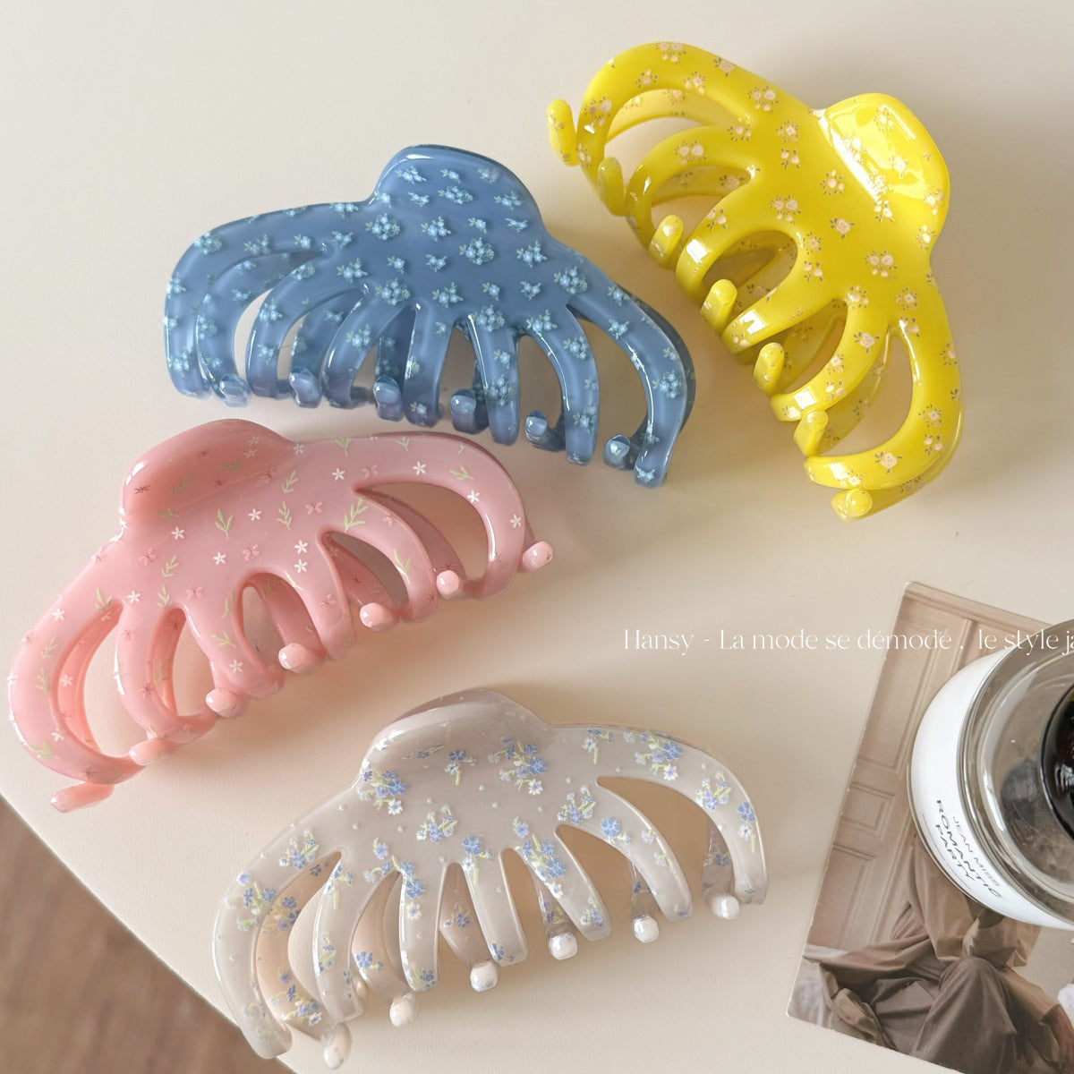 醋酸板材碎花鯊魚夾－商品主圖｜https://igowo.tw/
