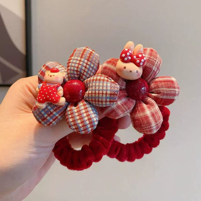 紅色格紋花朵髮圈－小熊花朵紅色髮圈款實拍｜https://igowo.tw/