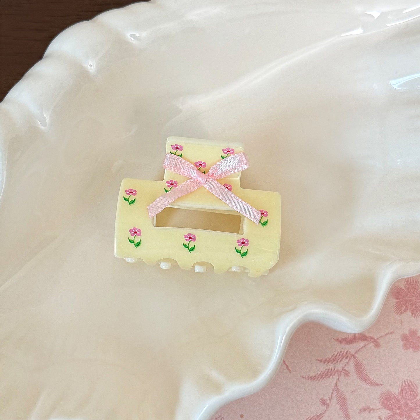 碎花蝴蝶結鯊魚夾