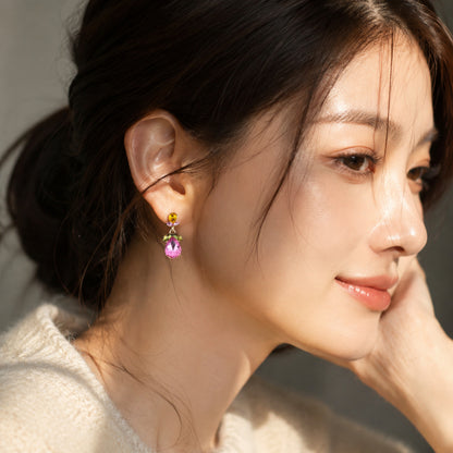 鋯石花朵水滴垂墜耳釘－商品主圖｜https://igowo.tw/