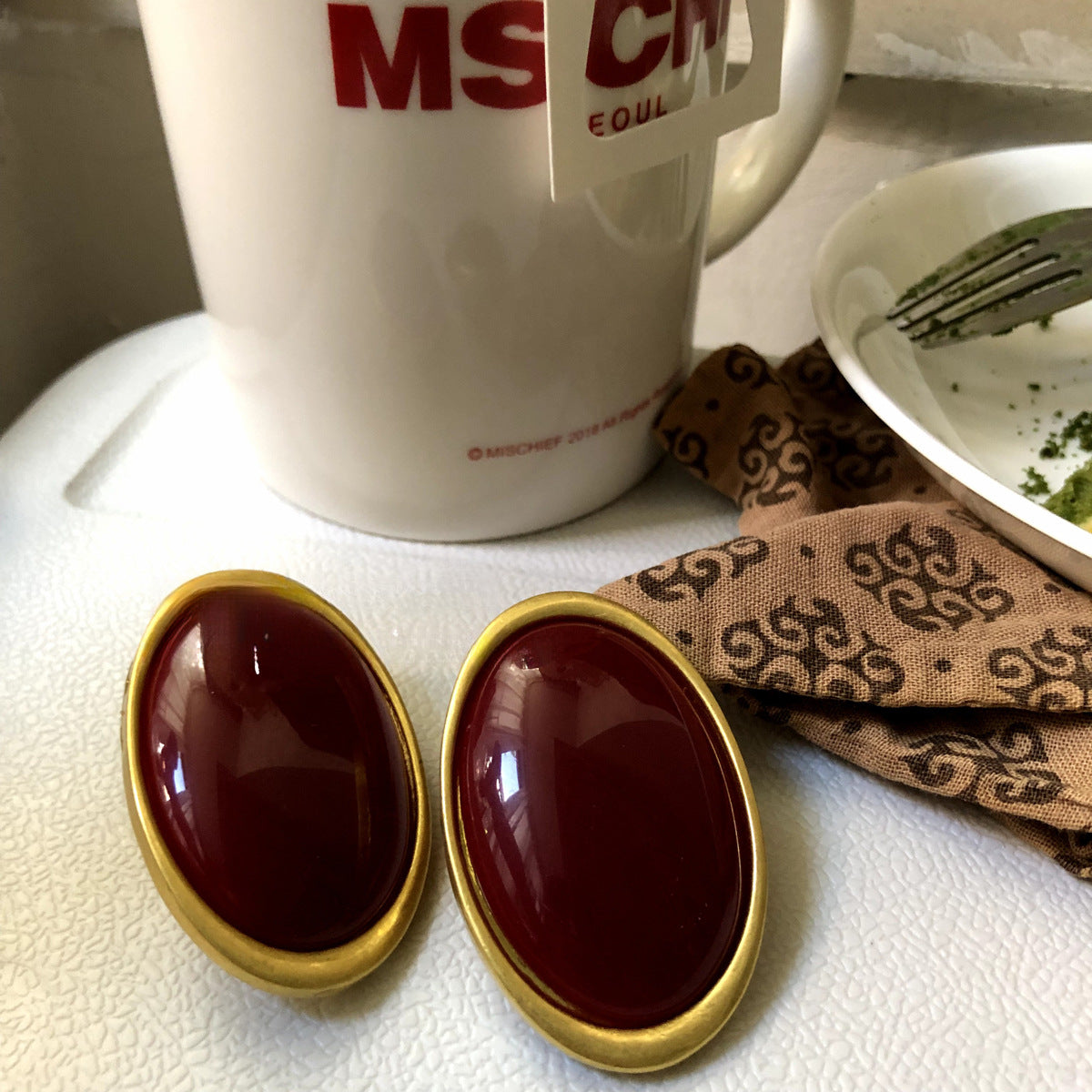 復古紅銀針橢圓耳釘
