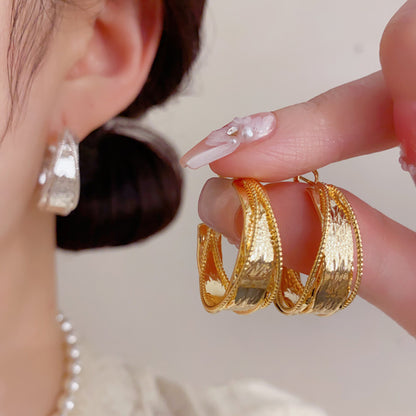 金色金屬圓圈復古耳環－商品主圖｜https://igowo.tw/