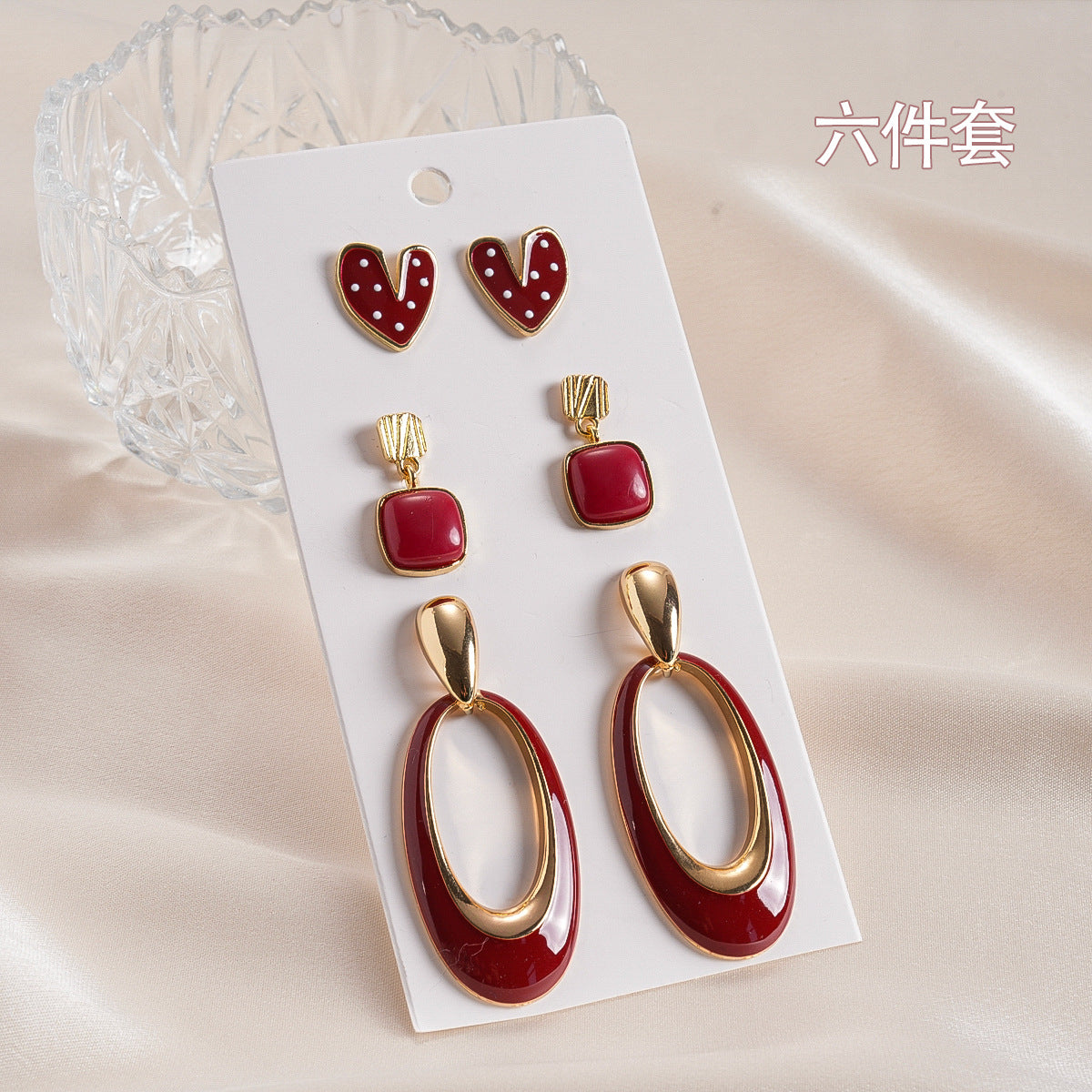 紅色布面花朵誇張耳環－28#鋼針-紅色款細節19｜https://igowo.tw/