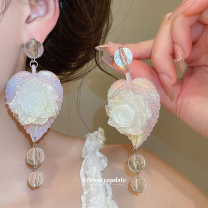 串珠樹脂樹葉花朵耳釘－商品主圖｜https://igowo.tw/