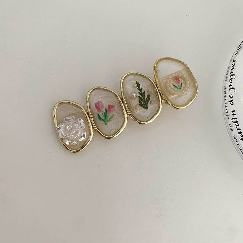 珍珠花朵復古髮夾－商品主圖｜https://igowo.tw/