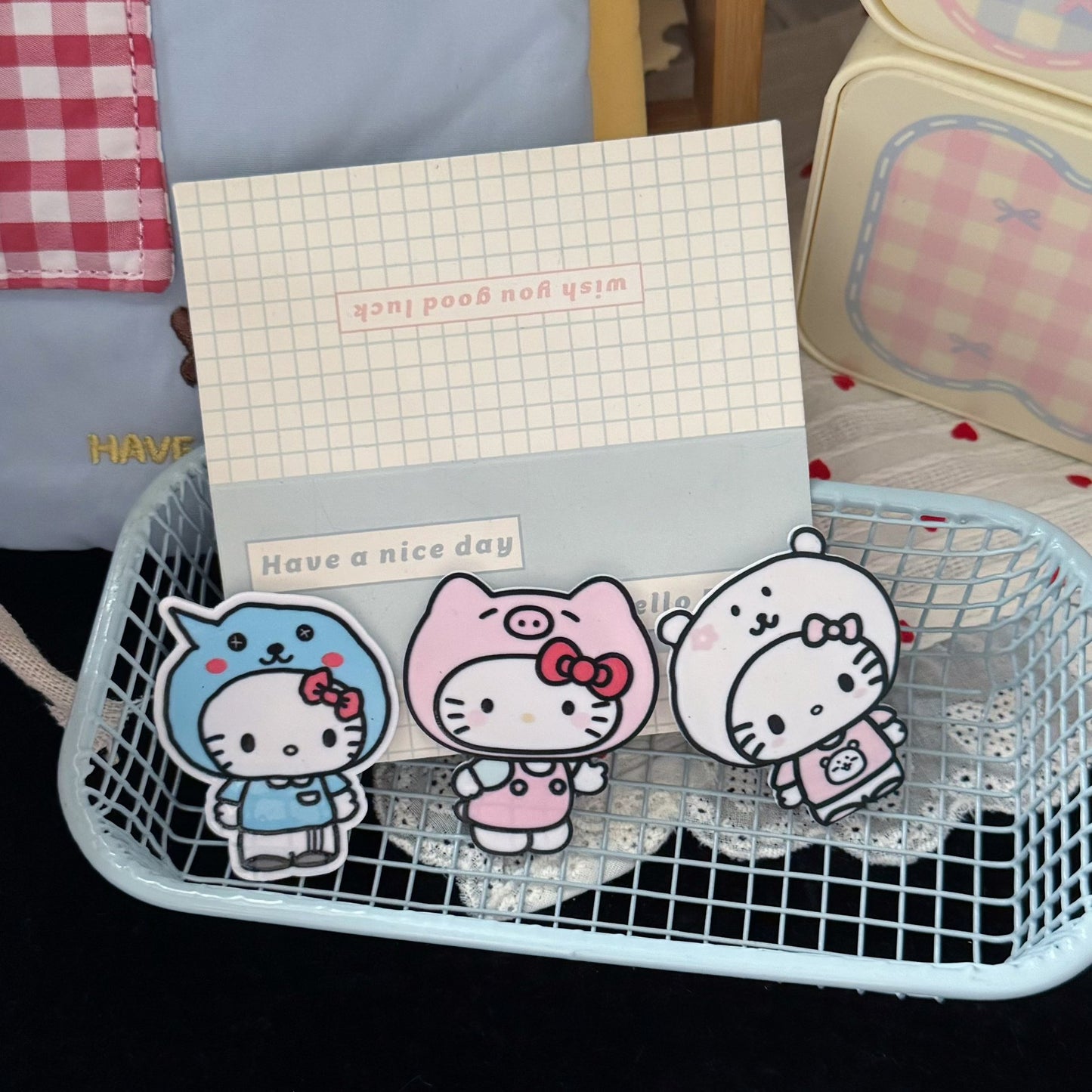 粉色貓咪髮夾－藍色貓咪髮夾款實拍｜https://igowo.tw/