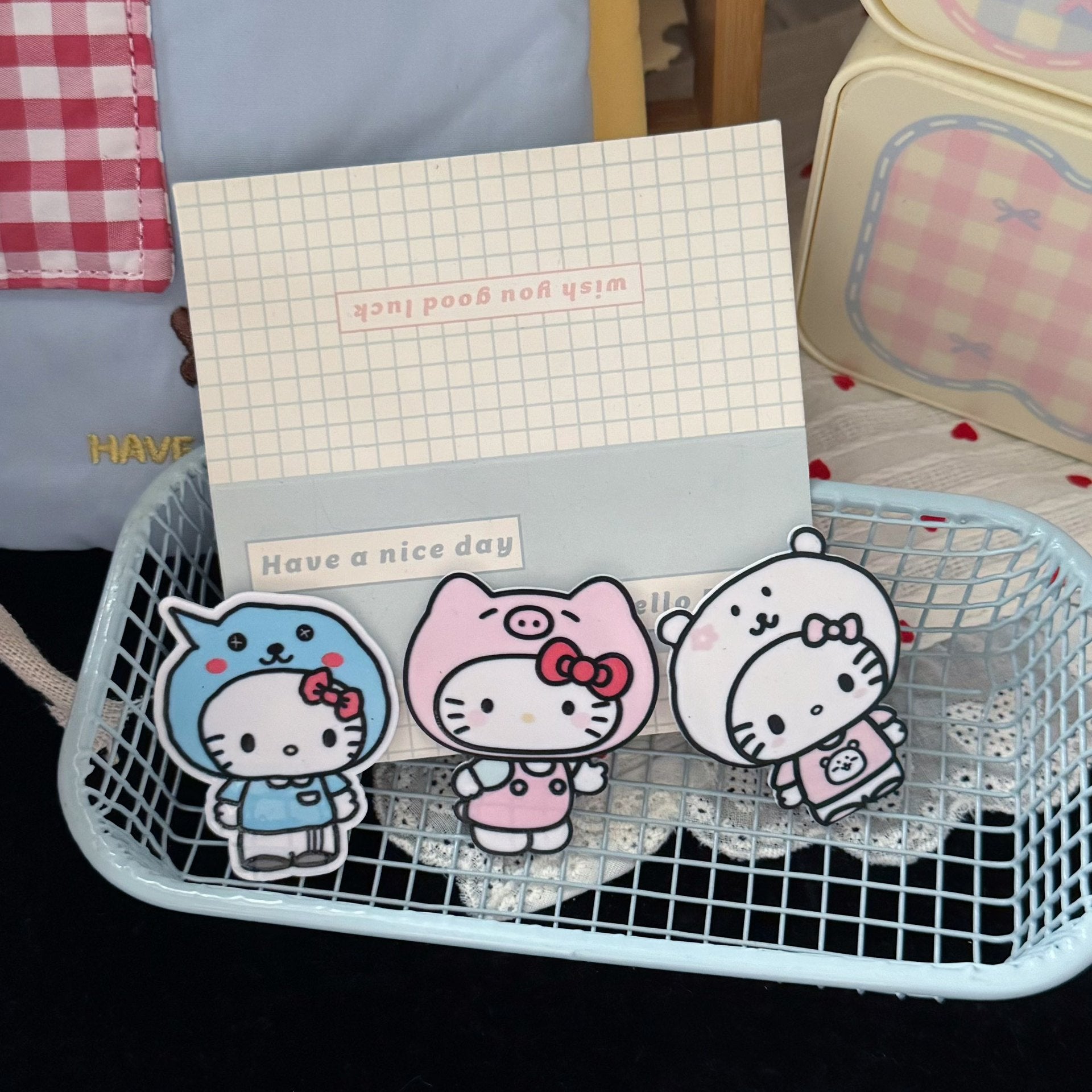 粉色貓咪髮夾－藍色貓咪髮夾款實拍｜https://igowo.tw/