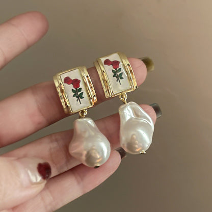 珍珠鋯石花朵垂墜耳環－細節特寫10｜https://igowo.tw/