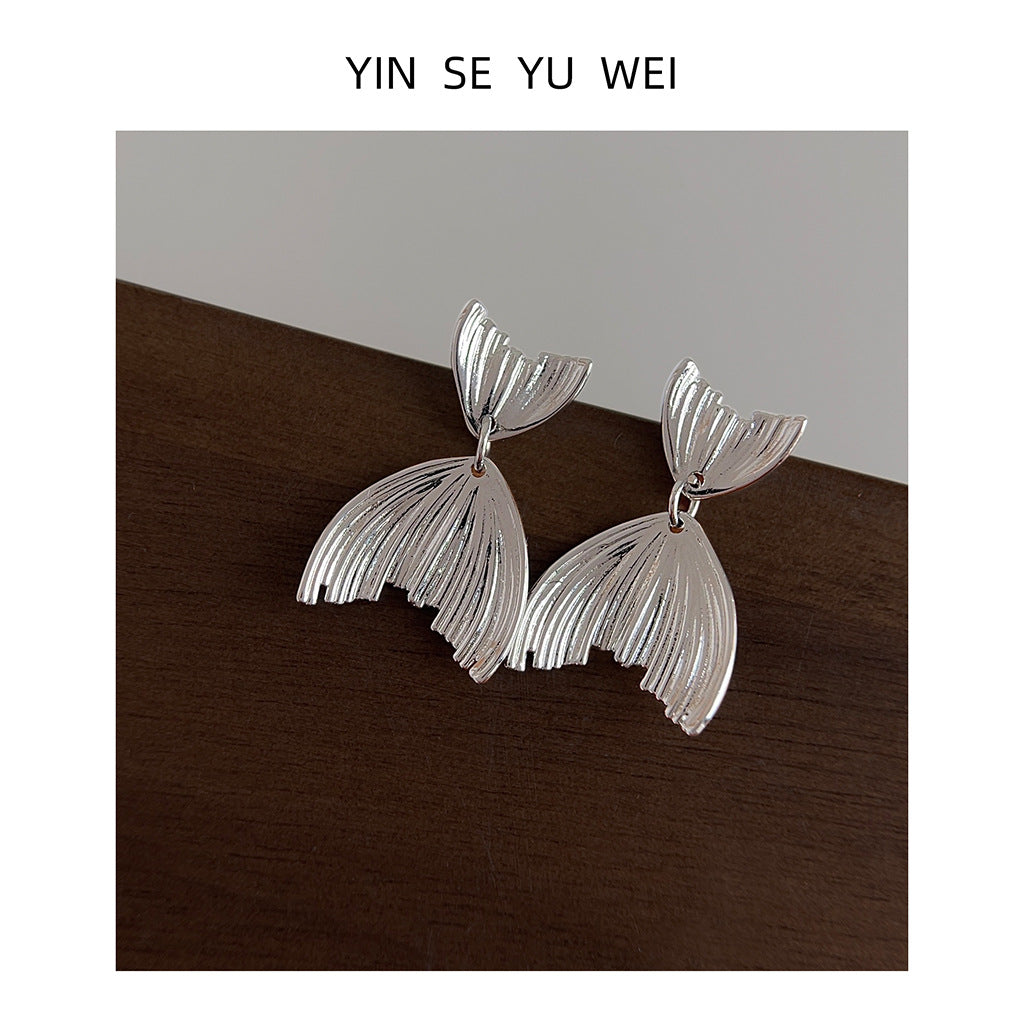 銀針魚尾耳環－商品主圖｜https://igowo.tw/