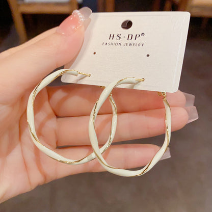 金色琺瑯扭紋電鍍耳環