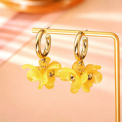 黃色花朵立體簡約耳釘－商品主圖｜https://igowo.tw/