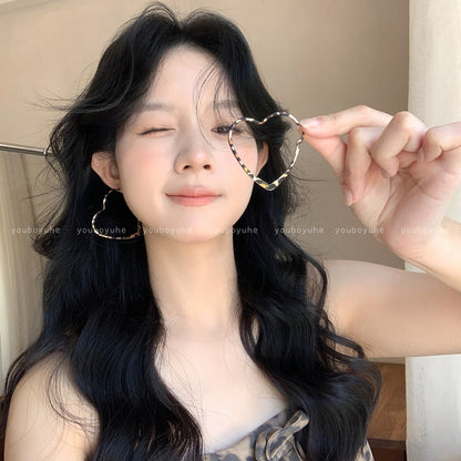 辣妹風復古豹紋愛心耳環