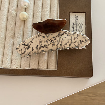 醋酸板材格紋鯊魚夾－奶咖款細節｜https://igowo.tw/