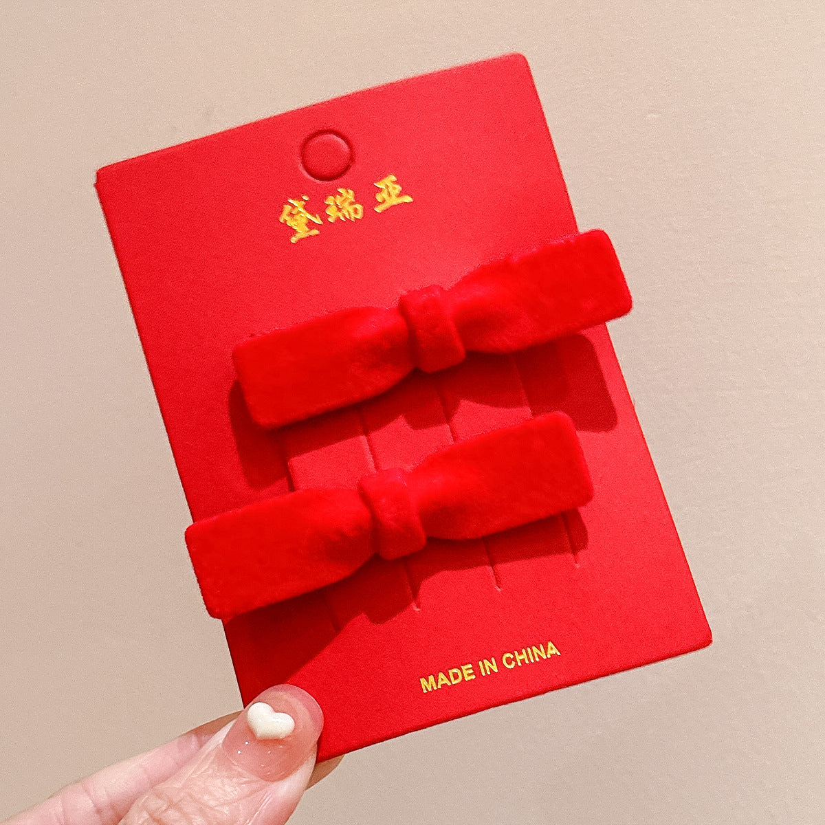 絨面蝴蝶結復古髮夾－細節特寫83｜https://igowo.tw/