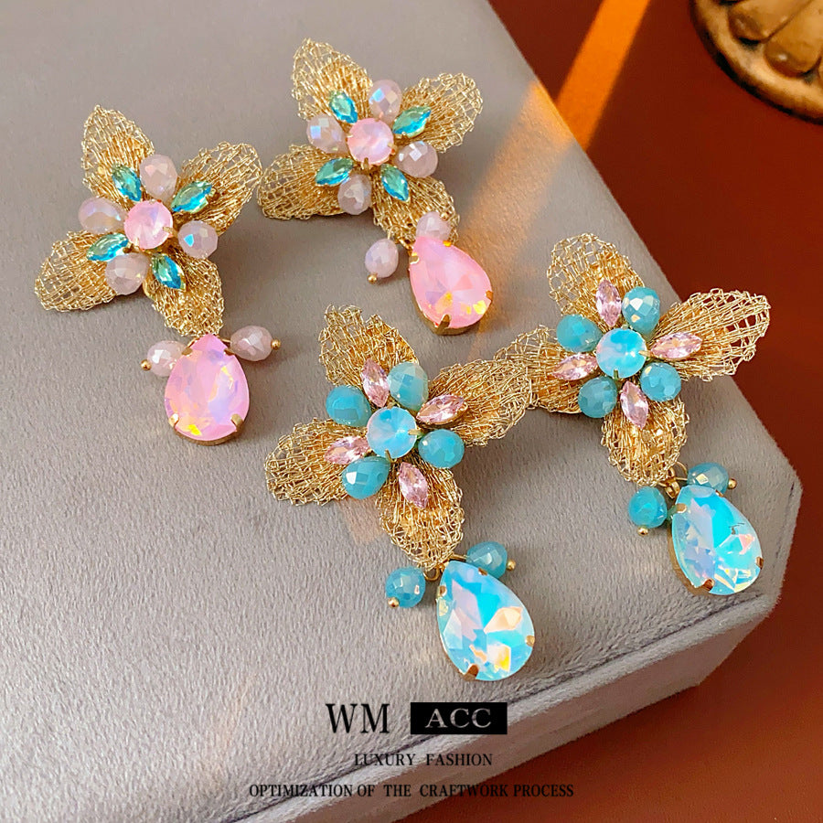 布面花朵鑲鑽復古耳環－商品主圖｜https://igowo.tw/
