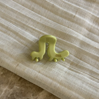 醋酸板材鯊魚夾－咖色款細節｜https://igowo.tw/