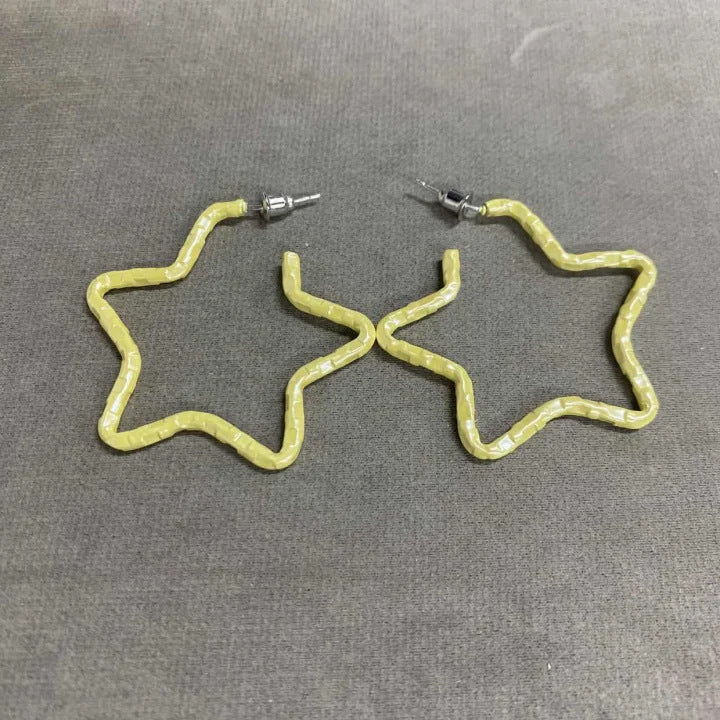 銀針噴漆褶皺星星耳圈簡約時尚百搭風耳環設計感小眾巨好看耳飾女