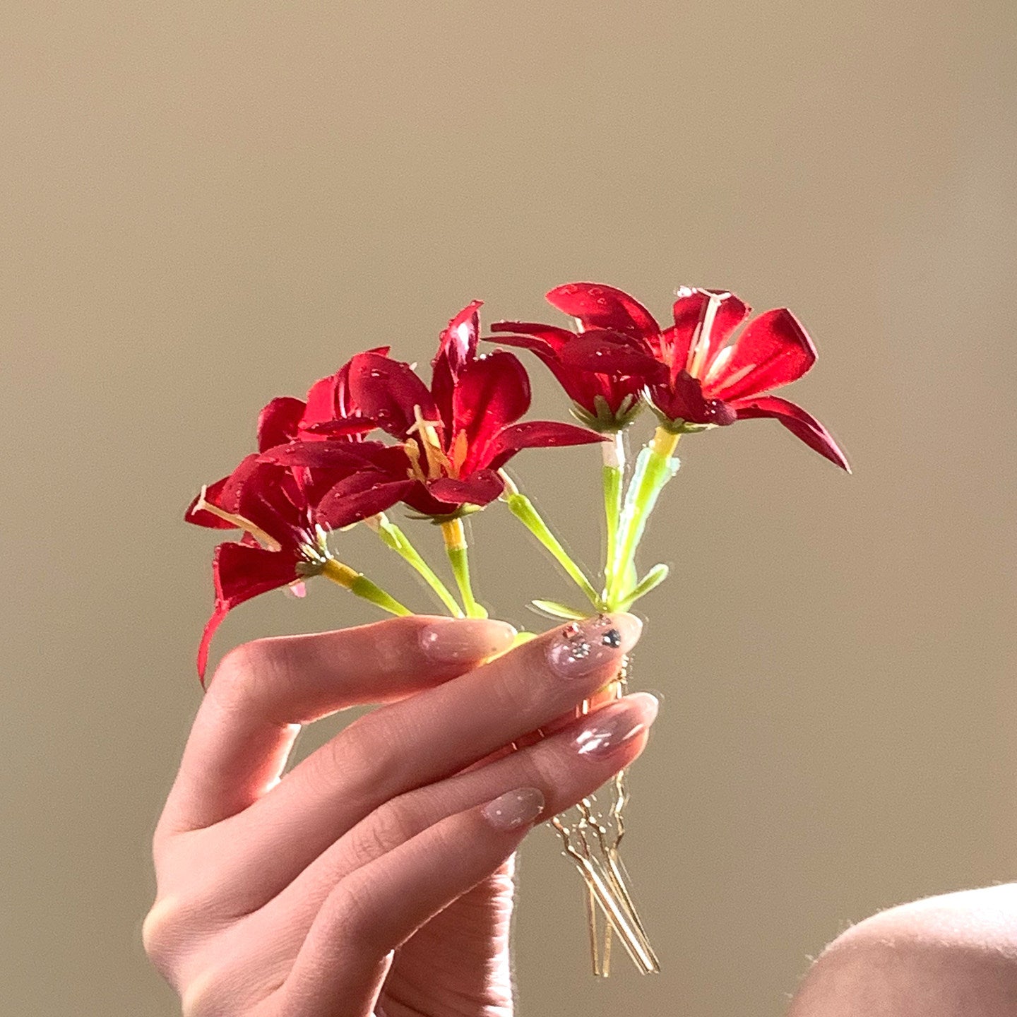 花朵簡約髮簪－粉色花朵款細節｜https://igowo.tw/