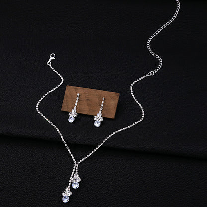 鋯石花朵項鍊耳環組－細節特寫1｜https://igowo.tw/