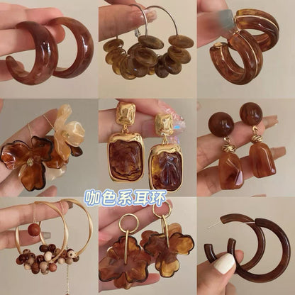 復古美拉德咖色銀針耳釘時尚百搭小眾港風耳環輕奢高級感秋冬耳飾