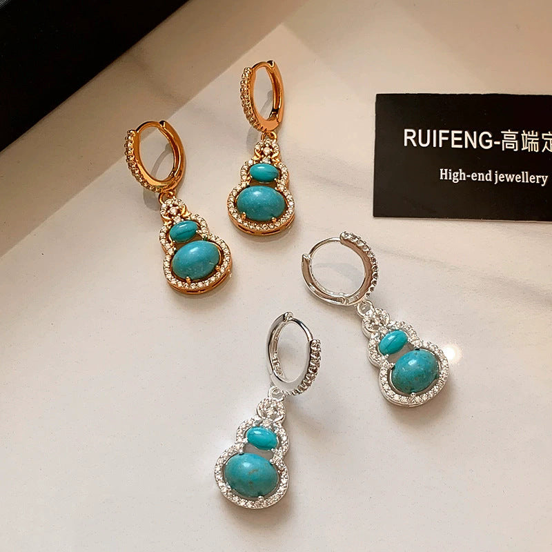 綠松石葫蘆鑲鑽耳釘－商品主圖｜https://igowo.tw/