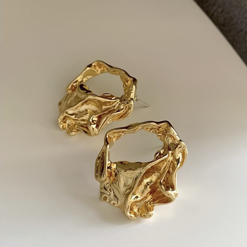 銀針扭紋簡約耳環－細節特寫98｜https://igowo.tw/