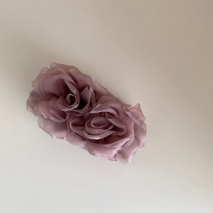 山茶花簡約髮夾－煙灰色款細節｜https://igowo.tw/