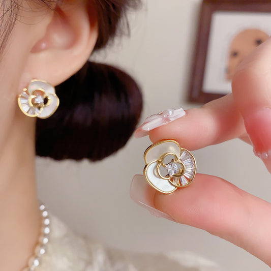 S925貝殼簡約耳釘－商品主圖｜https://igowo.tw/