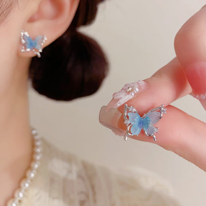 漸層蝴蝶簡約耳釘－商品主圖｜https://igowo.tw/