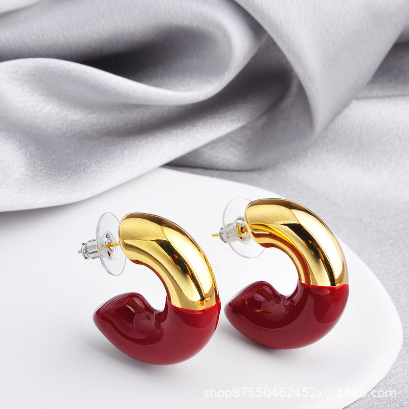 金色C形耳環－商品主圖｜https://igowo.tw/