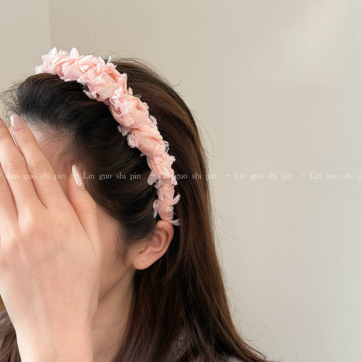 網紗纏繞編織髮箍－灰色款細節｜https://igowo.tw/
