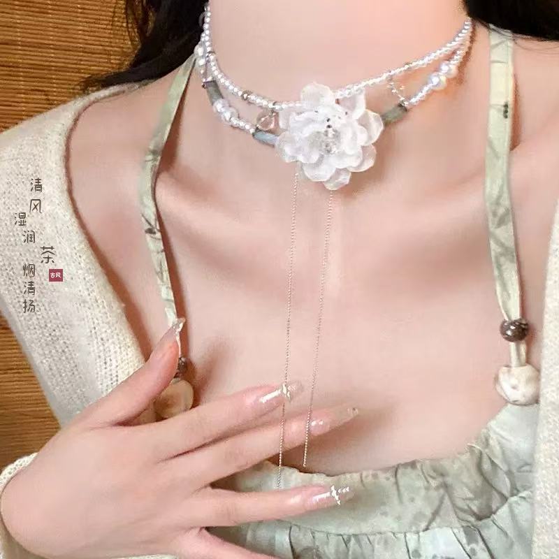 珍珠花朵復古項鍊－10#項鍊-白色款細節｜https://igowo.tw/