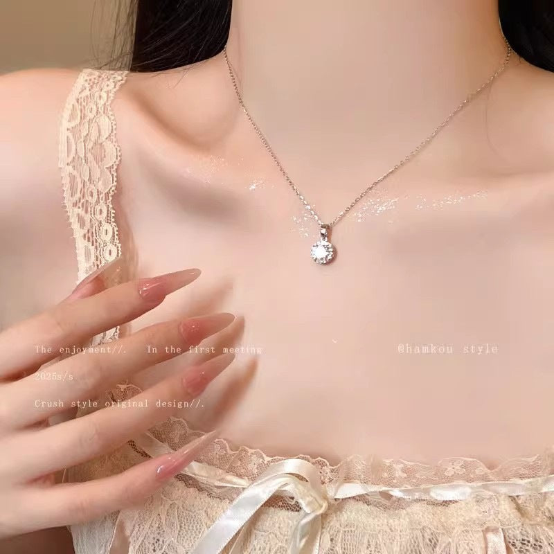 鋯石鈦鋼水滴墜飾項鍊－細節特寫69｜https://igowo.tw/