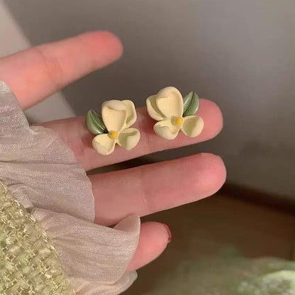 蝴蝶結花朵耳環－細節特寫68｜https://igowo.tw/