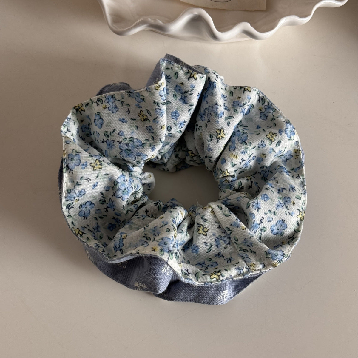 藍色波點碎花復古髮圈