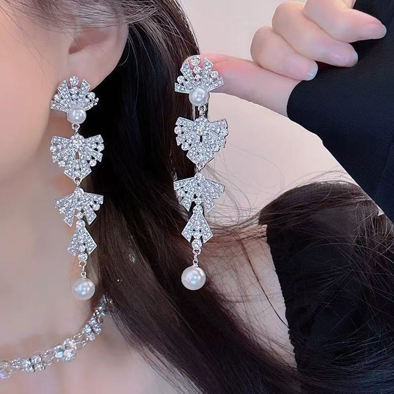 鋯石流蘇長版耳釘